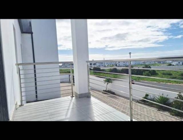 3 BEDROOM HOUSE FOR SALE IN DA GAMA BAY